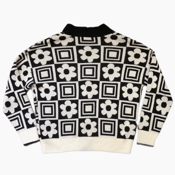 Cleo Black & White Knit Floral Cardigan - Picture 3 of 17